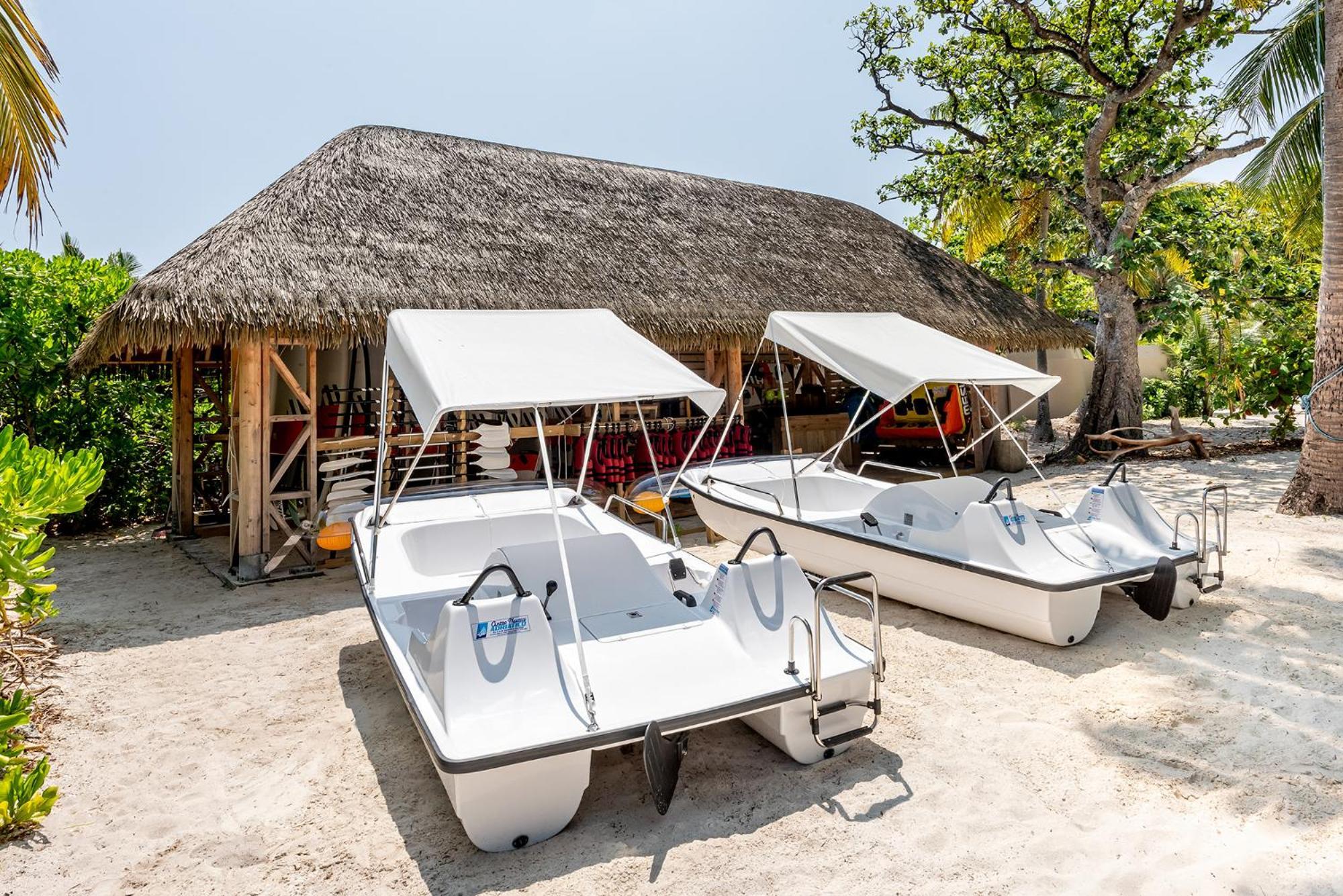 娇丽生活酒店 Meedhoo  外观 照片